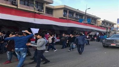 بالصور.. احتشاد الناخبين أمام اللجان في القاهرة