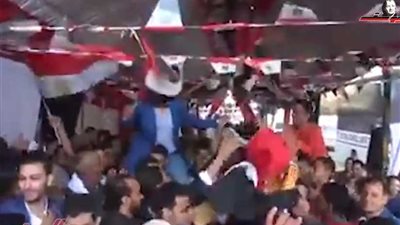 بالفيديو.. رقص الناخبين أمام اللجان على أغنية «قالوا إيه» بمدينة نصر