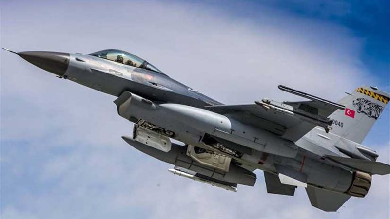 سقوط طائرة عسكرية