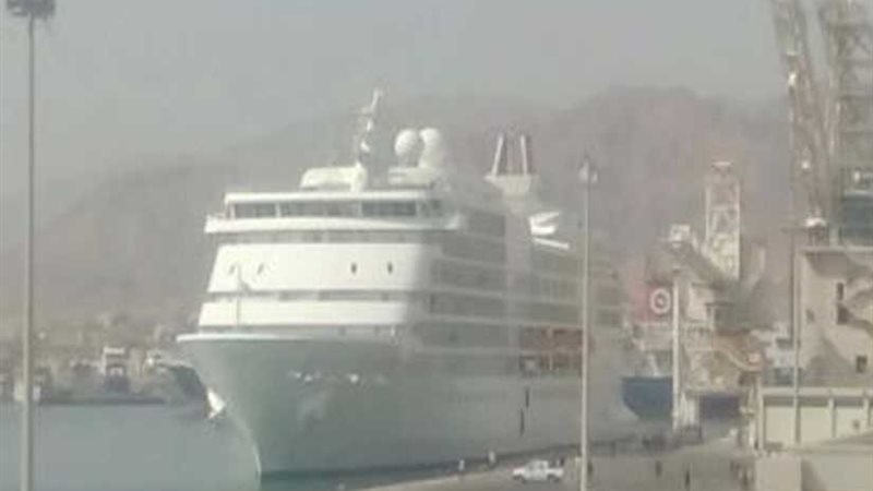 وصول وسفر 1852 راكبا