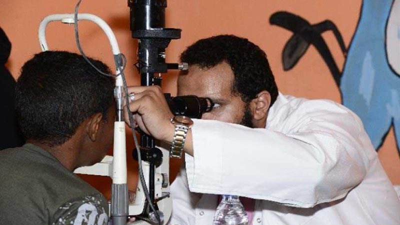 عنيك في عنينا في