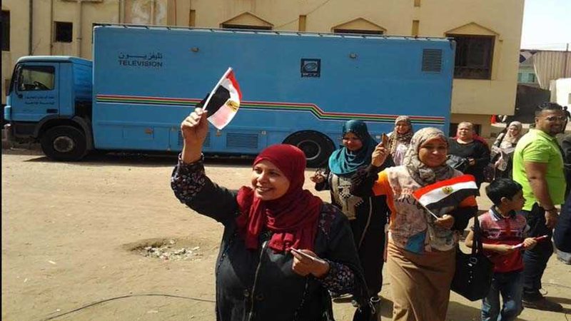 زغاريد وهتافات تحيا