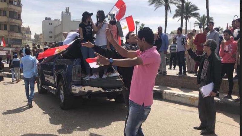 رقص المواطنين في