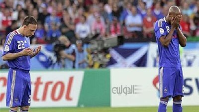 مسلمو المنتخب الفرنسي يفطرون في رمضان من أجل اليورو