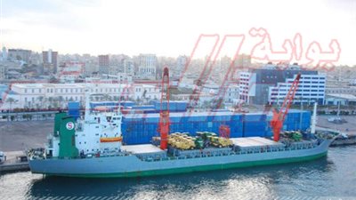 وصول معدات البحث عن الطائرة المصرية المنكوبة إلى ميناء الإسكندرية