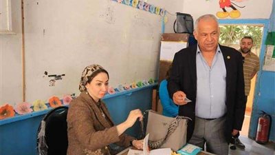 بالصور.. رئيس سموحة يدلي بصوته في انتخابات الرئاسة