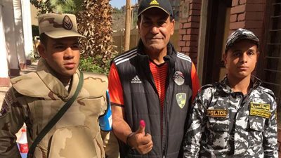 فكري صالح يدلي بصوته في انتخابات رئاسة الجمهورية