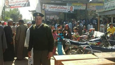 رجال الدين يتقدمون مسيرات الزحف إلى صناديق الاقتراع بالمنيا