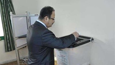 وزير الداخلية يدلي بصوته بالانتخابات الرئاسية في مدينة نصر
