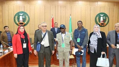 وفد الكوميسا يتفقد سير العملية الانتخابية بالمنوفية