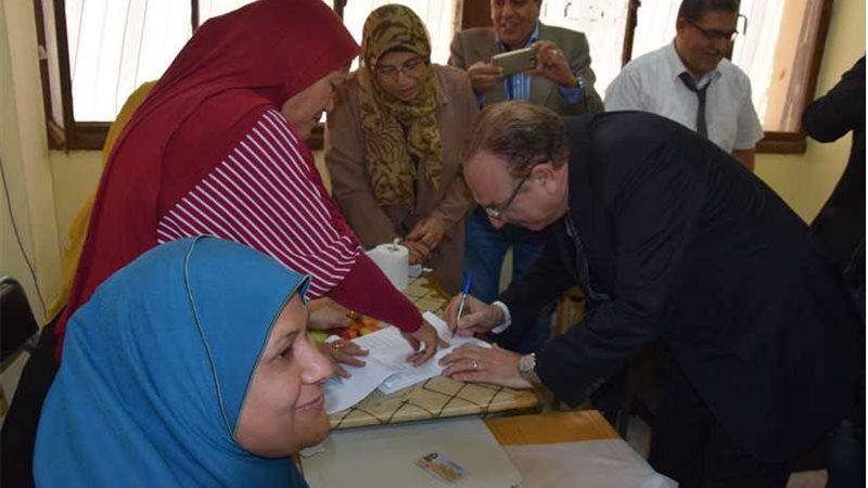 محافظ بني سويف يدلي