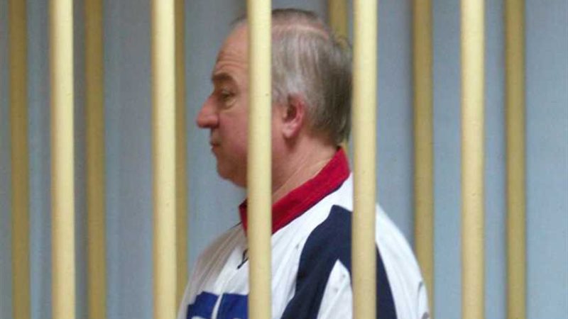 إيطاليا تعلن طرد