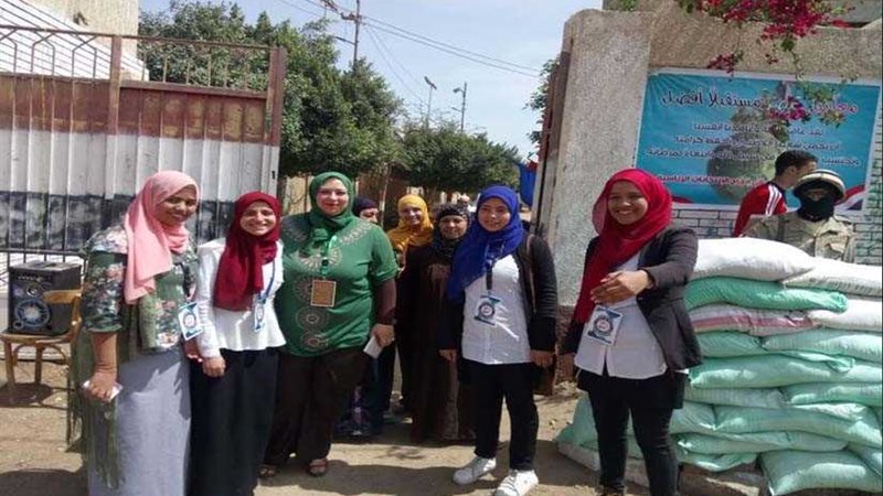 توافد الناخبين للتصويت