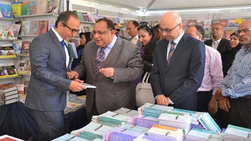 بالصور.. افتتاح معرض