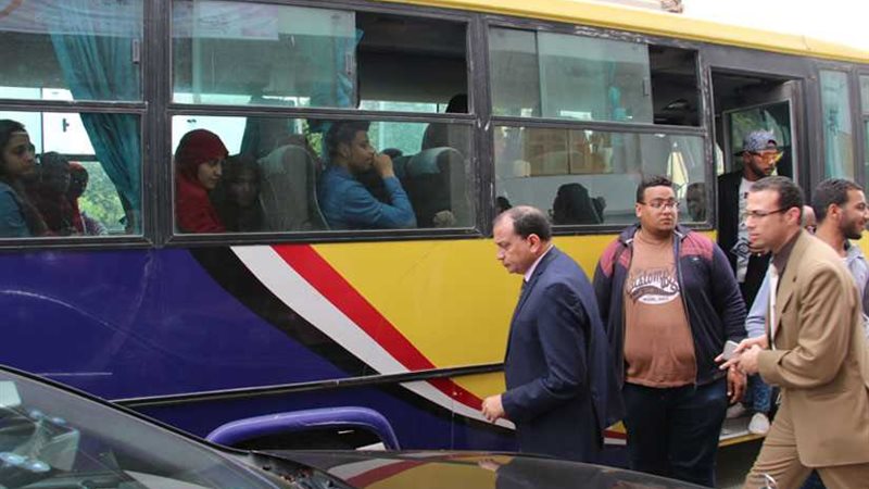 أتوبيسات لنقل طلاب