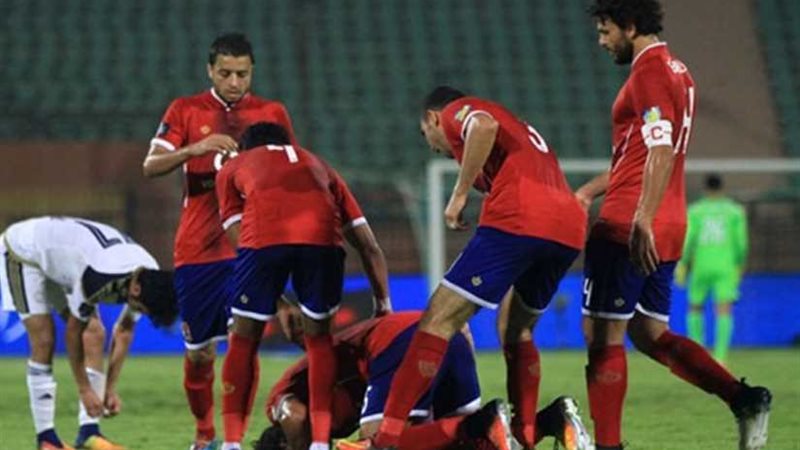 الأهلي يفوز 1/4 في