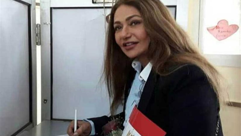 بـ(الفيديو) يسرا