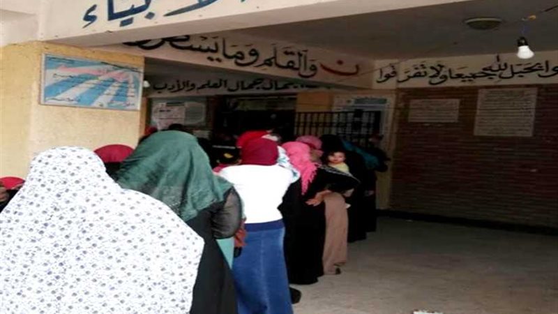 احتشاد الناخبين مبكرا