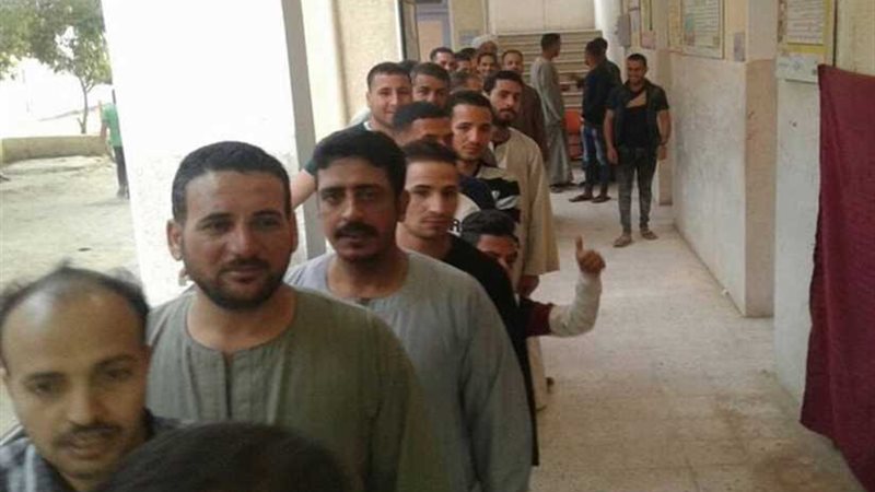 إقبال ملحوظ على لجان