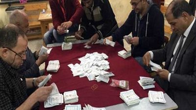 مؤشرات أولية: السيسي يحصد 1559 صوتًا مقابل 60 لموسى بالمشايعة قبلي‎