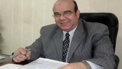 رئيس اللجنة العامة بـ