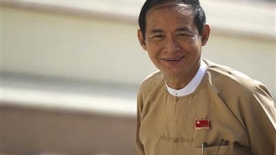 رئيس ميانمار الجديد يؤدي اليمين الدستورية أمام البرلمان