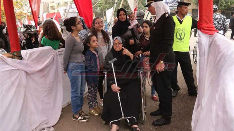 الذين تحدوا المرض