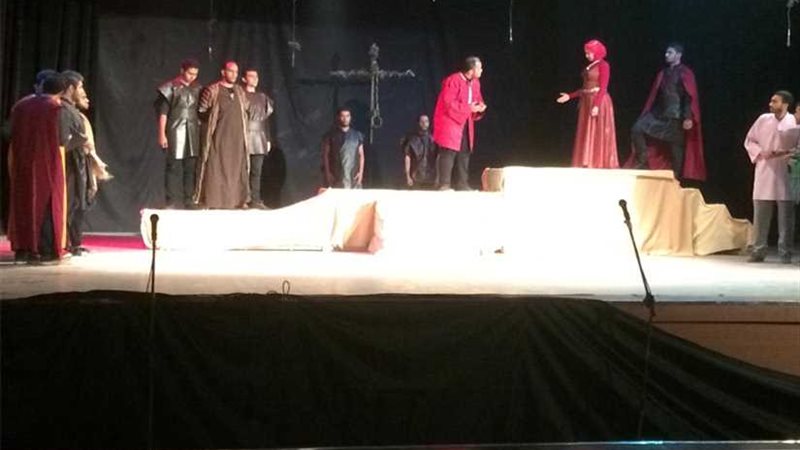 بدء عروض فرق نوادي