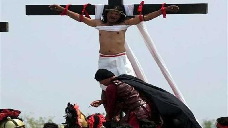 32 عاما يجسد معاناة