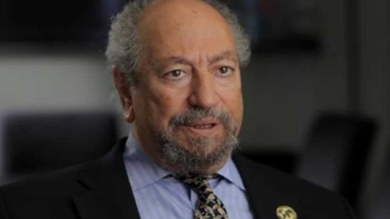 صبري يطالب النائب