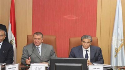 وزير البيئة خلال زيارته لكفر الشيخ: سنوفر مدافن صحية للمخلفات الصلبة