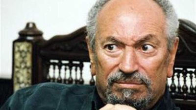 صديق الصهاينة يواصل خيانة الأمة ويدعو للسفر لـ