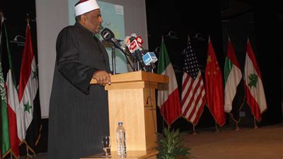 وكيل الأزهر يطالب بمواقف جادة تجاه ما يحدث للفلسطينيين