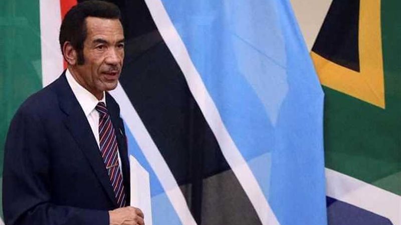 رئيس بوتسوانا يتنحى