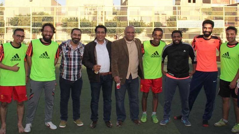 «نجوم البوابة» يواجه