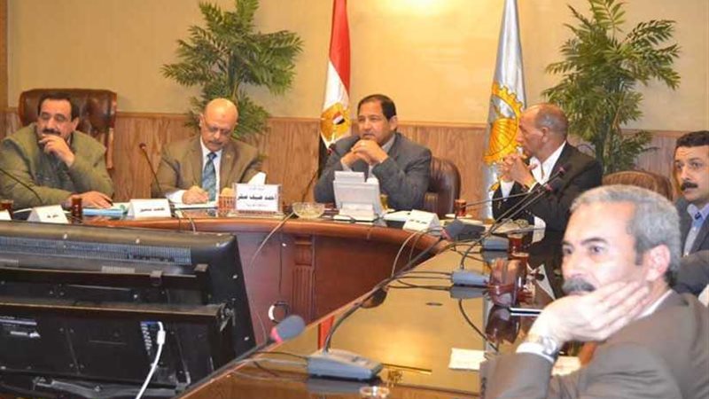 صقر يبحث الشكل النهائي