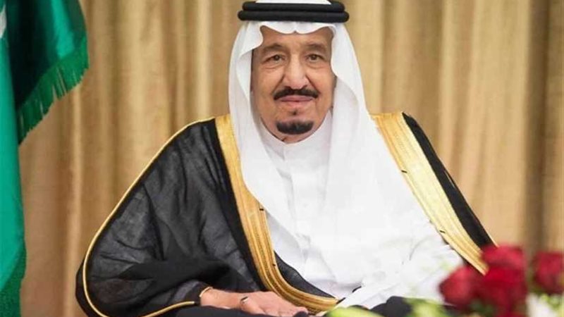 الملك سلمان يهنئ