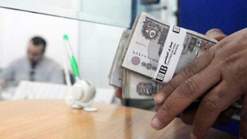 إحالة 6 بينهم مهندسان