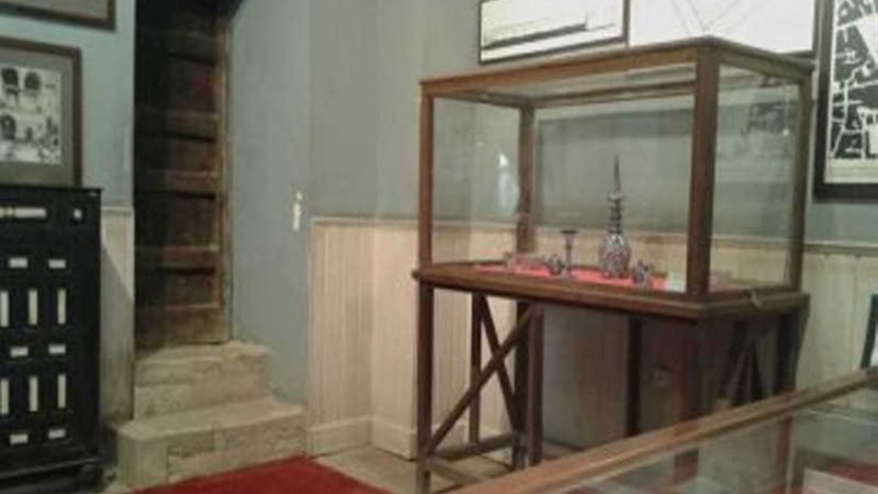 جاير آندرسون يحتفل