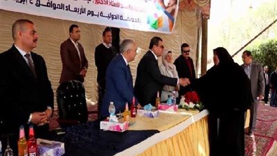 محافظ الفيوم يشهد احتفال جمعية صلاح الدين بتكريم 3000 طفل يتيم