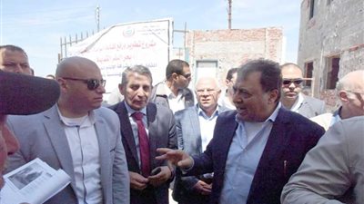 وزير الصحة ومحافظ بورسعيد يتفقدان أعمال تطوير وحدتي الكاب وبحر البقر القديمة