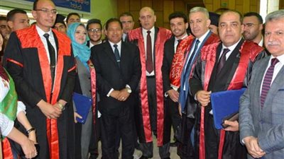 محافظ الغربية يشارك في حفل تخريج الدفعة 33 من 