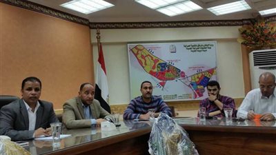 13 ميكروباص لخدمة سكان 