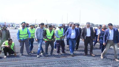 وزير النقل يتفقد تنفيذ القوس الشمالي الغربي للطريق الدائري الإقليمي