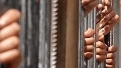 حبس 3 أشقاء تشاجروا بالمولوتوف على منزل ببني سويف