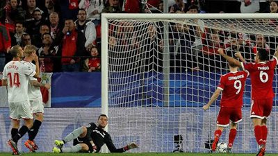 بايرن ميونيخ يتعادل أمام إشبيلية 1/1 في الشوط الأول