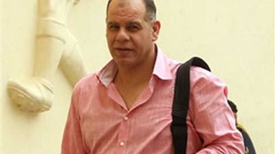 مدير الكرة بالزمالك يرد على اتهامه بالاتجار في العملة