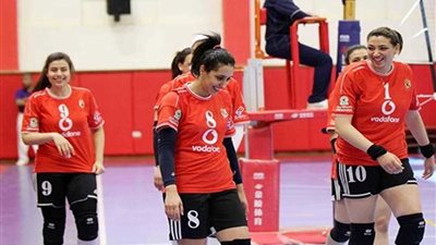 الأهلي يفوز على سبورتنج بثلاثية ويتوج بكأس مصر للكرة الطائرة للسيدات