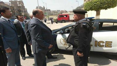 مدير أمن القاهرة يتفقد إجراءات تأمين الكنائس