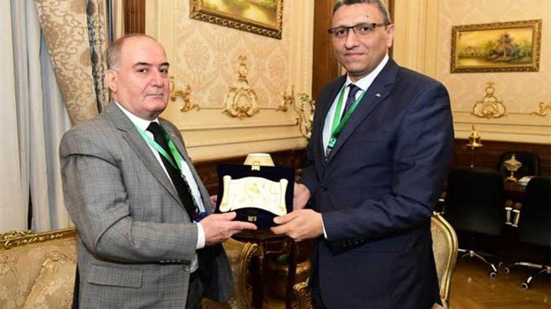 سعد الدين يلتقي أمين